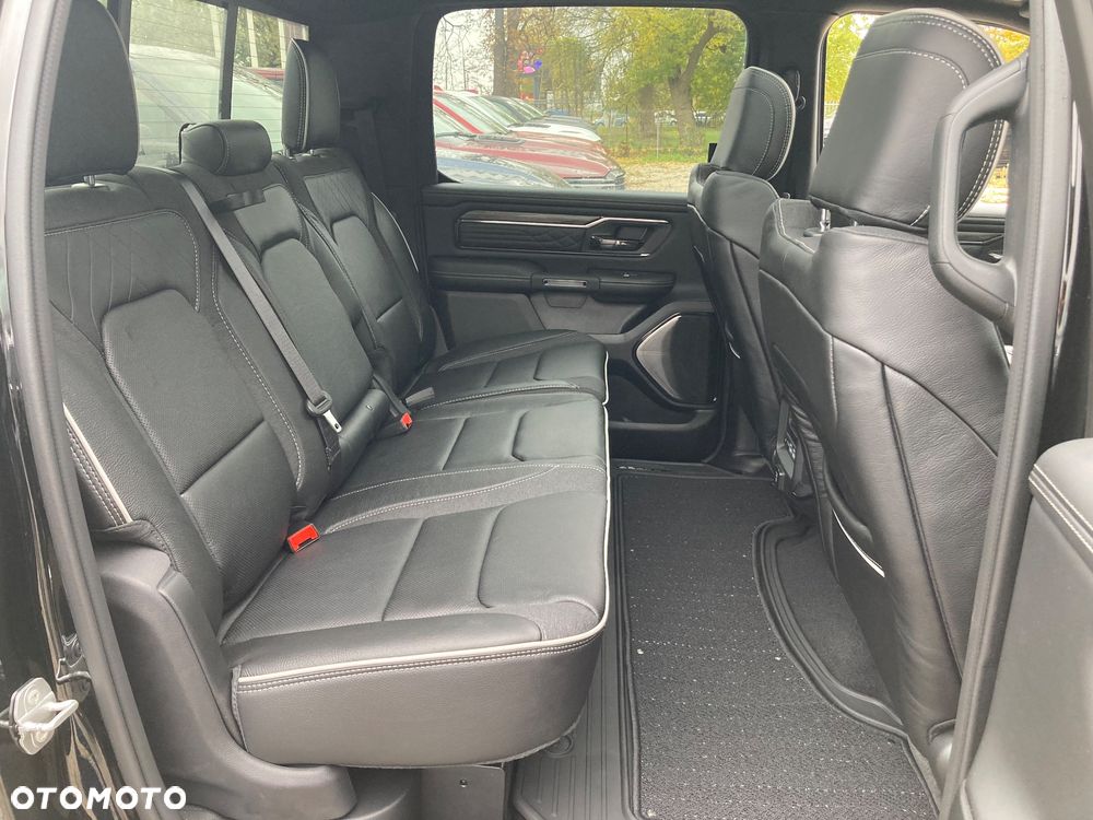 Dodge RAM 1500 5.7 4x4 - 22