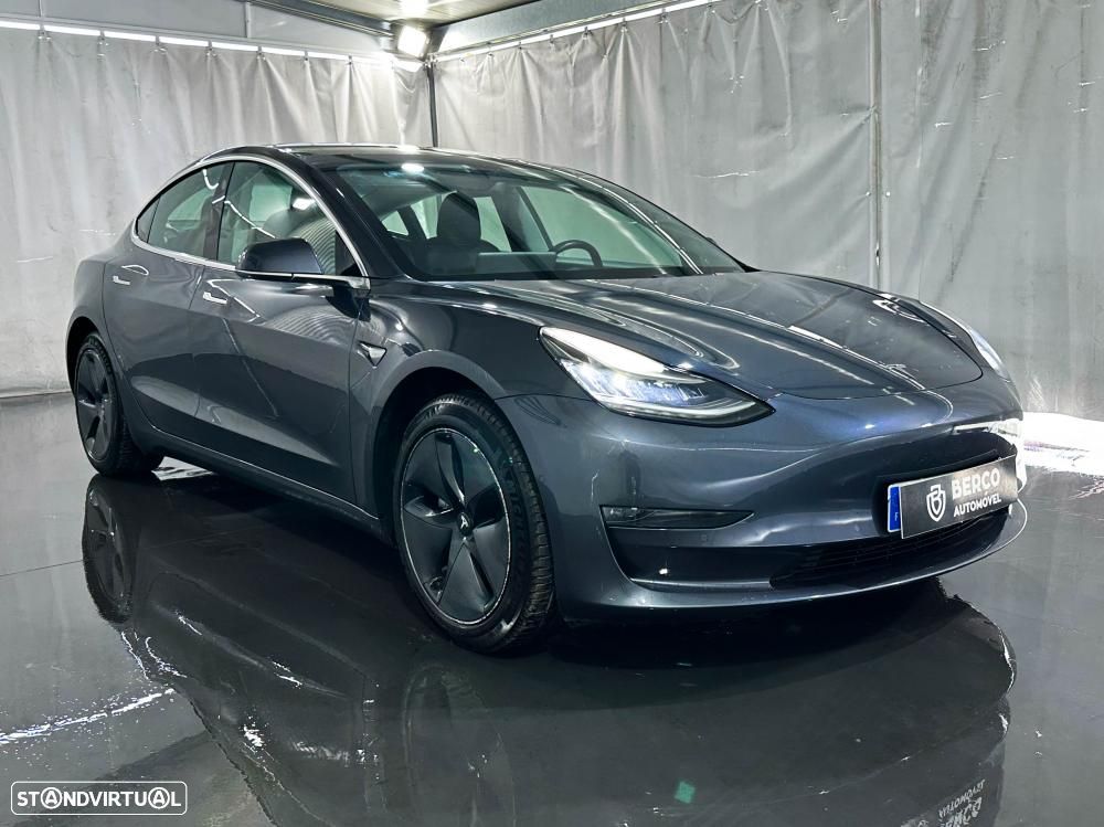 Tesla Model 3 Long-Range Dual Motor AWD - 4