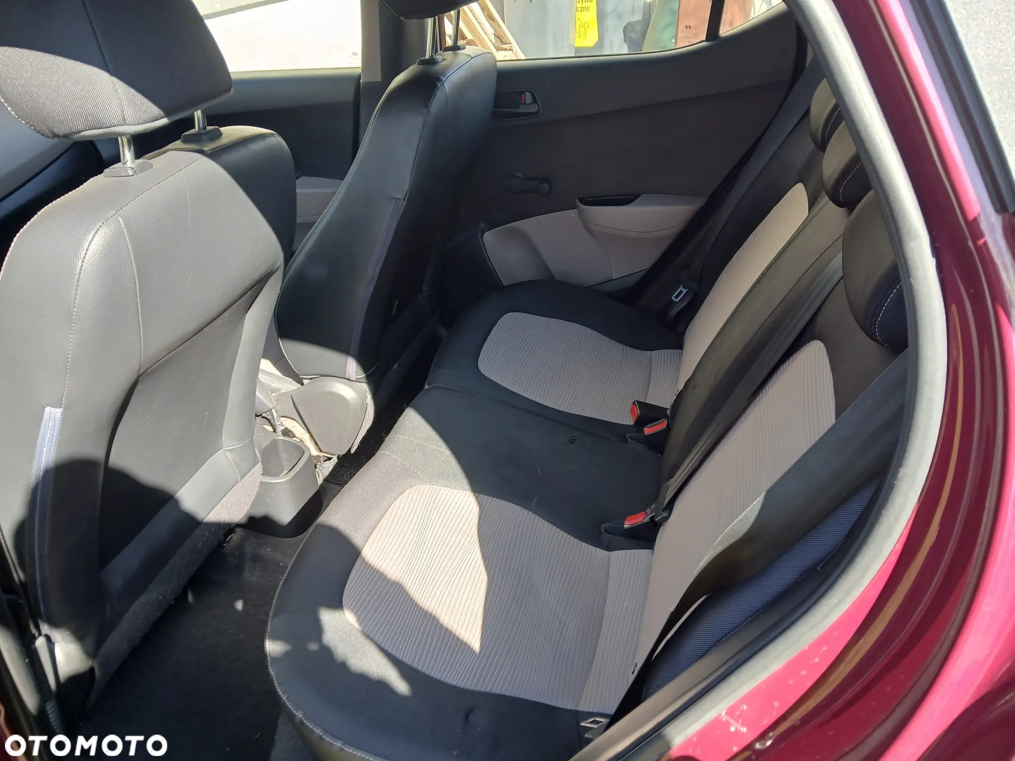 Hyundai i10 1.0 - 10