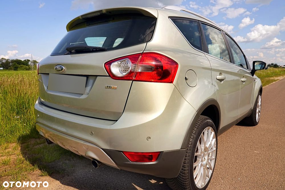 Ford Kuga 2.0 TDCi 2x4 Individual - 9