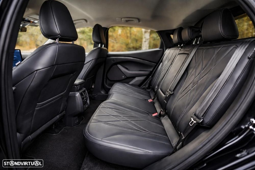 Ford Mustang Mach-E Standard - 23