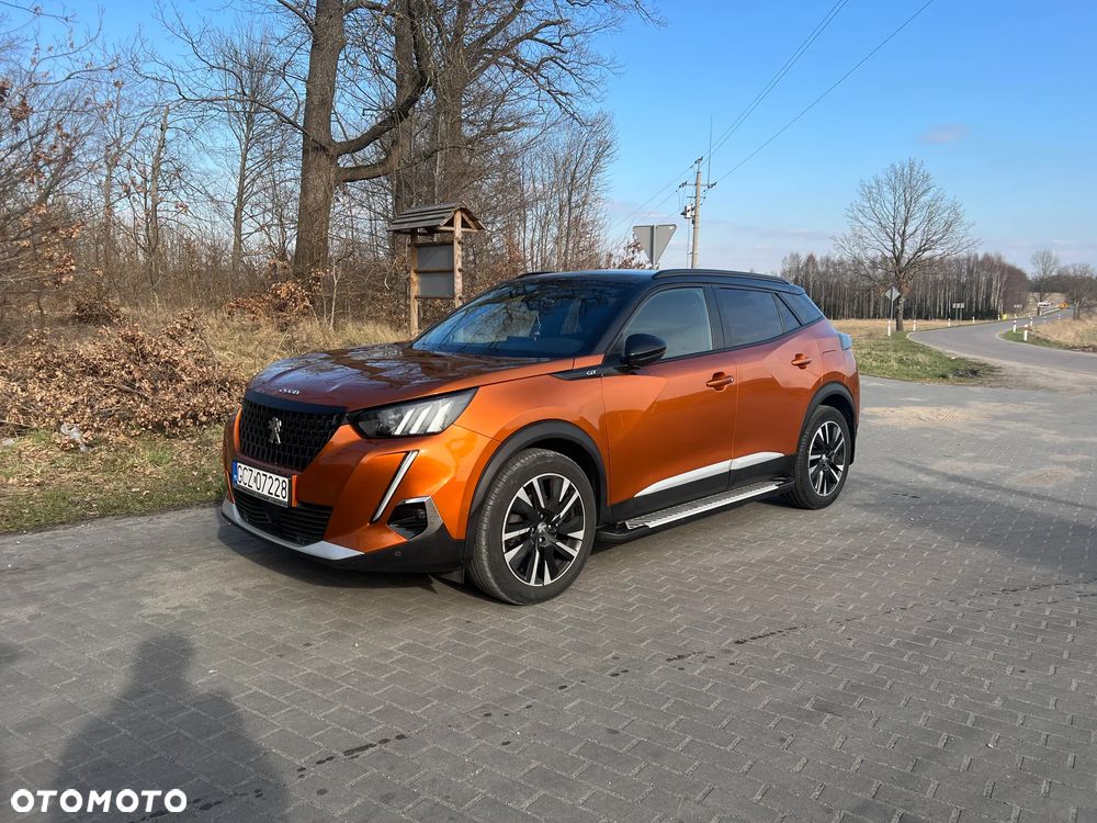 Peugeot 2008 PureTech 155 EAT8 GT - 1