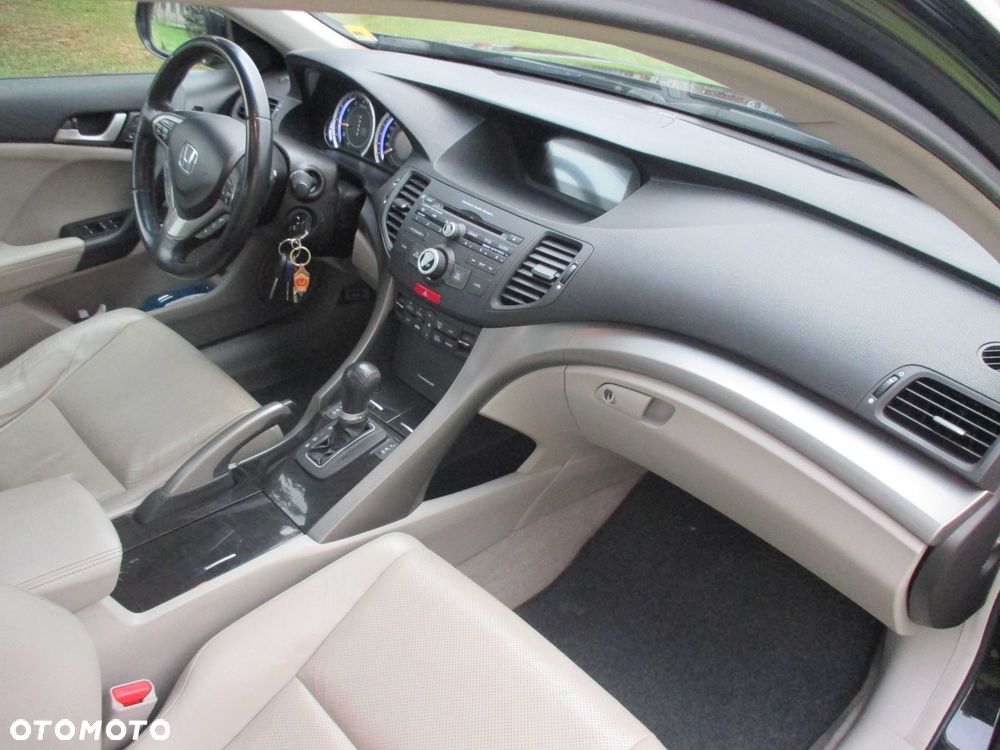 Honda Accord - 6