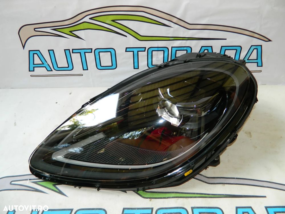 Far stanga Full Led Matrix Porsche Macan Facelift 2019-2023 cod 95B941015J - 1