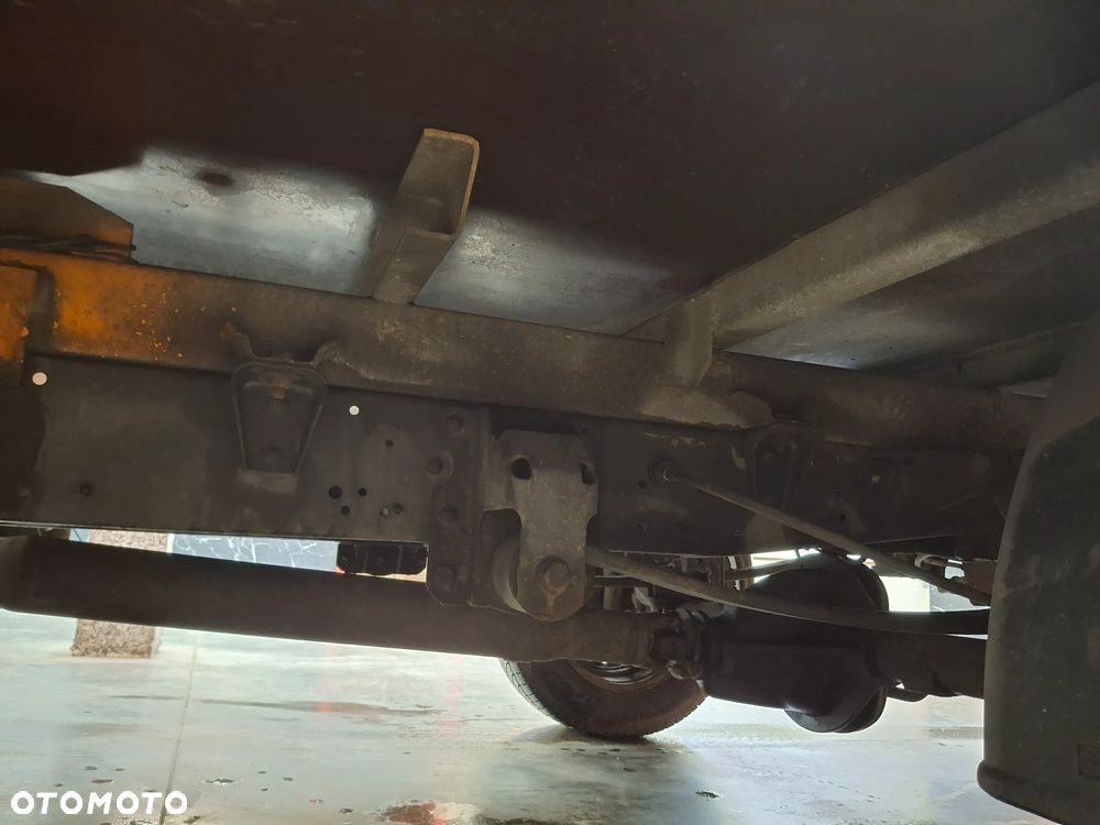 Iveco Daily 35-130 LIFT Doka Brygadówka Automat Hi Matic Plandeka Służba Drogowa Służba Autostradowa Hak Webasto Światła Ostrzegawcze Drogowy - 8