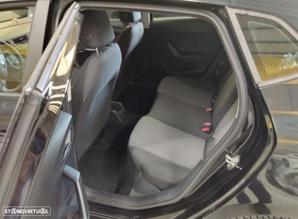 SEAT Ibiza - 4
