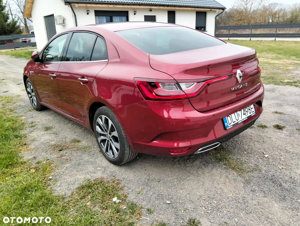 Renault Megane 1.3 TCe Techno EDC - 3