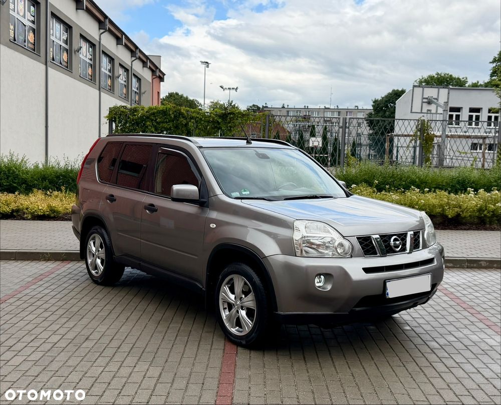 Nissan X-Trail 2.0 dCi XE - 3