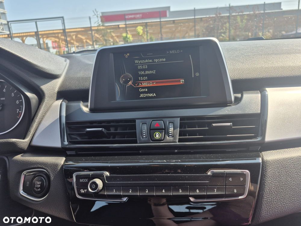 BMW Seria 2 218i - 15