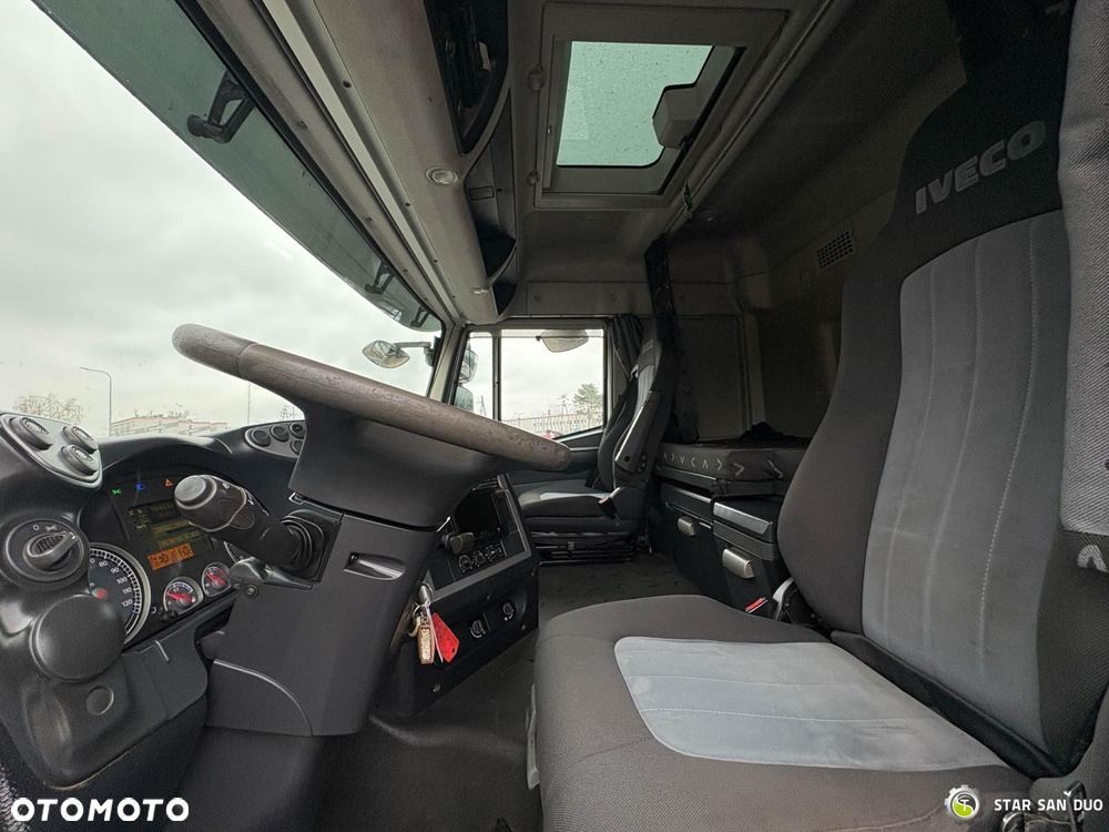 Iveco STRALIS AS320S50Y 8x2 HMF 8520-0K6 FLY JIB HDS Żuraw Wciągarka - 18