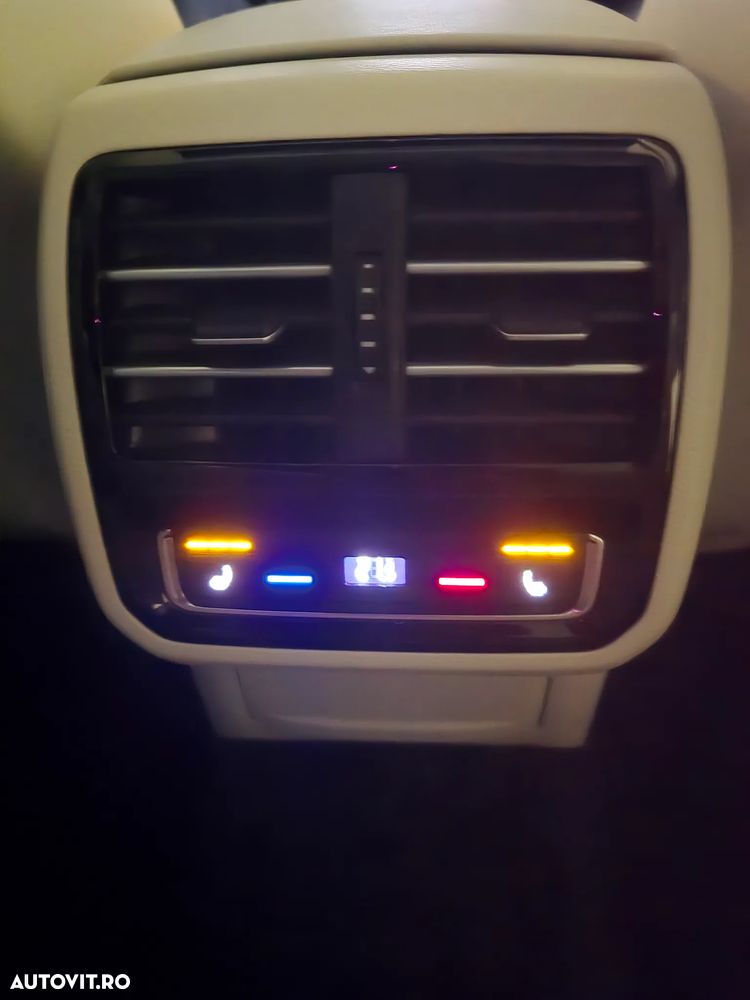 Volkswagen Passat - 21