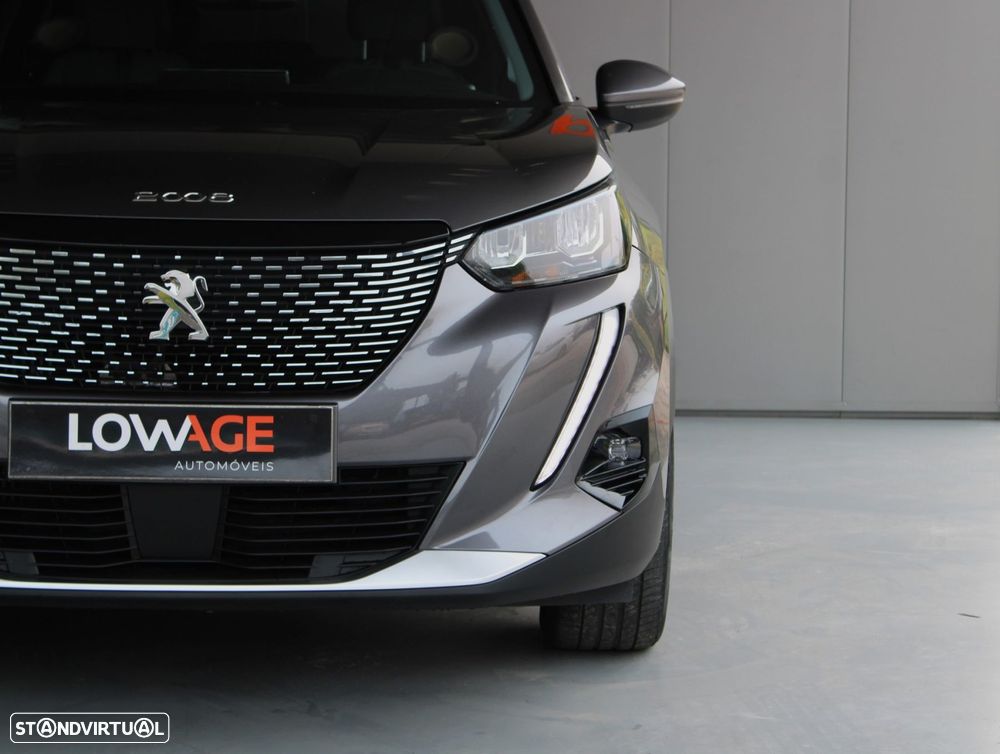 Peugeot 2008 1.2 PureTech Allure - 8