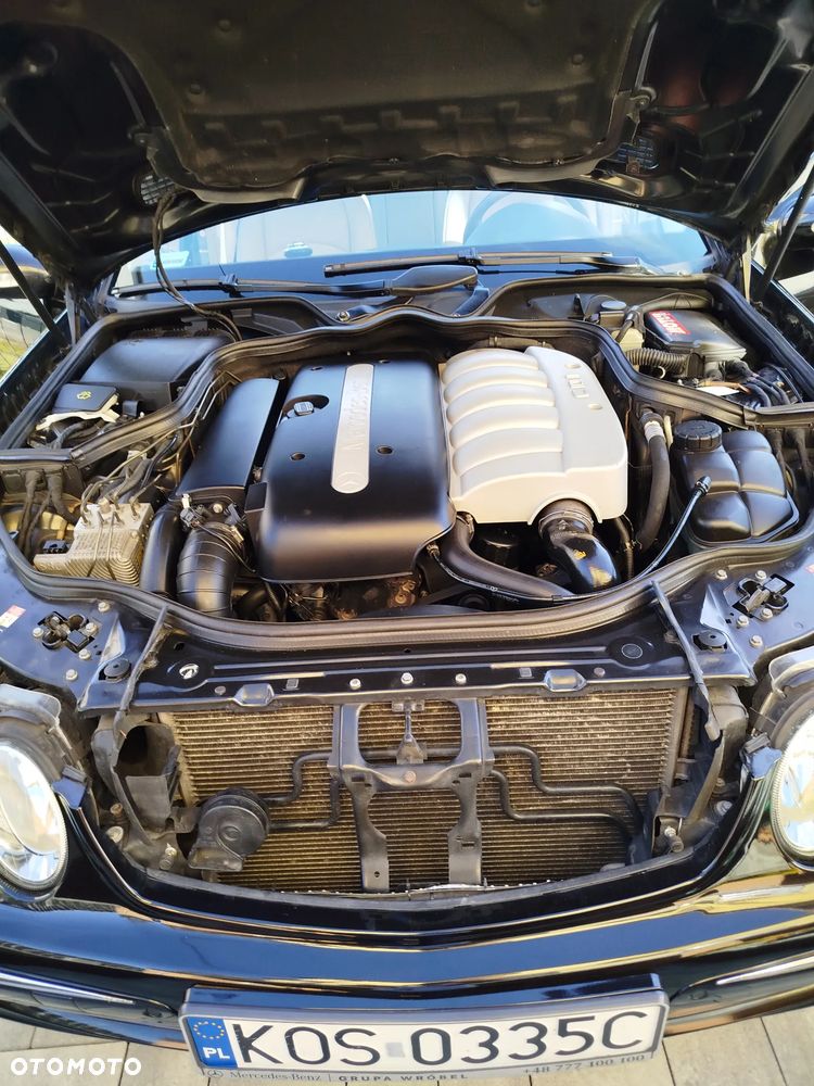 Mercedes-Benz Klasa E - 9