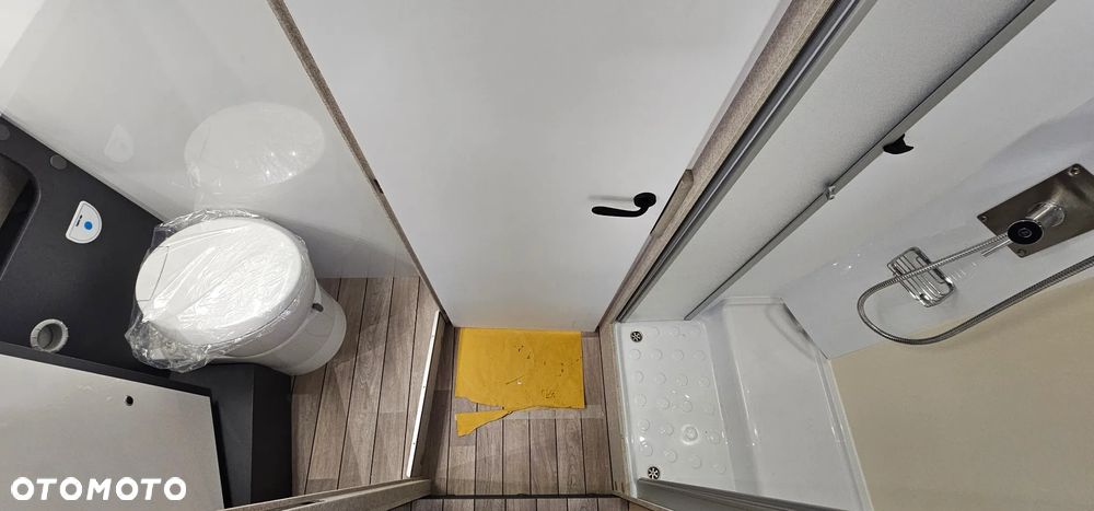 McLOUIS MC4 381 - 23