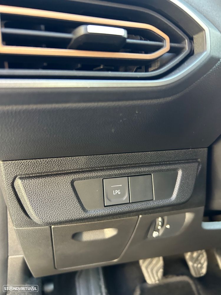 Dacia Sandero 1.0 ECO-G Stepway Extreme Bi-Fuel - 10