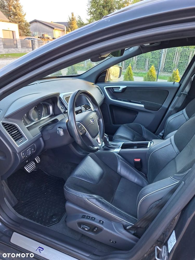 Volvo XC 60 D4 Geartronic RDesign - 23