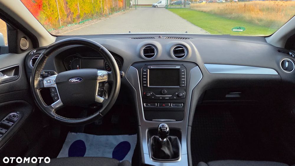 Ford Mondeo Turnier 2.0 TDCi Titanium - 21