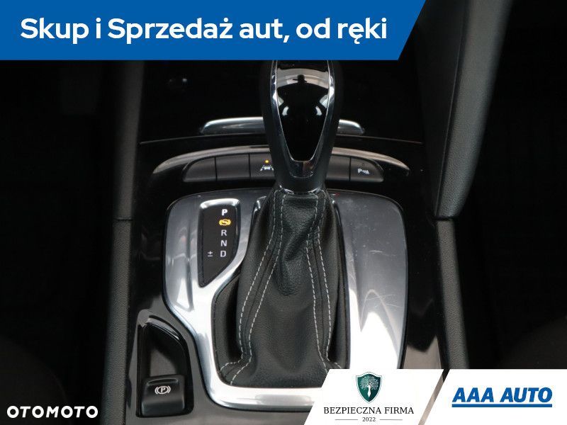 Opel Insignia - 15