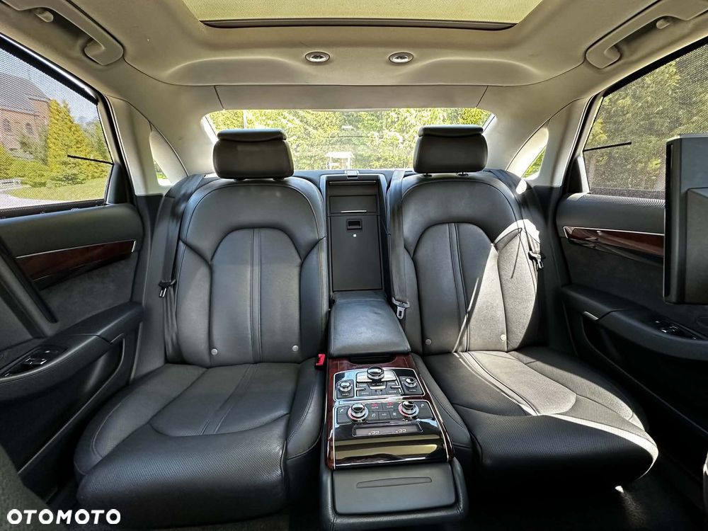 Audi A8 4.2 FSI L Quattro - 14