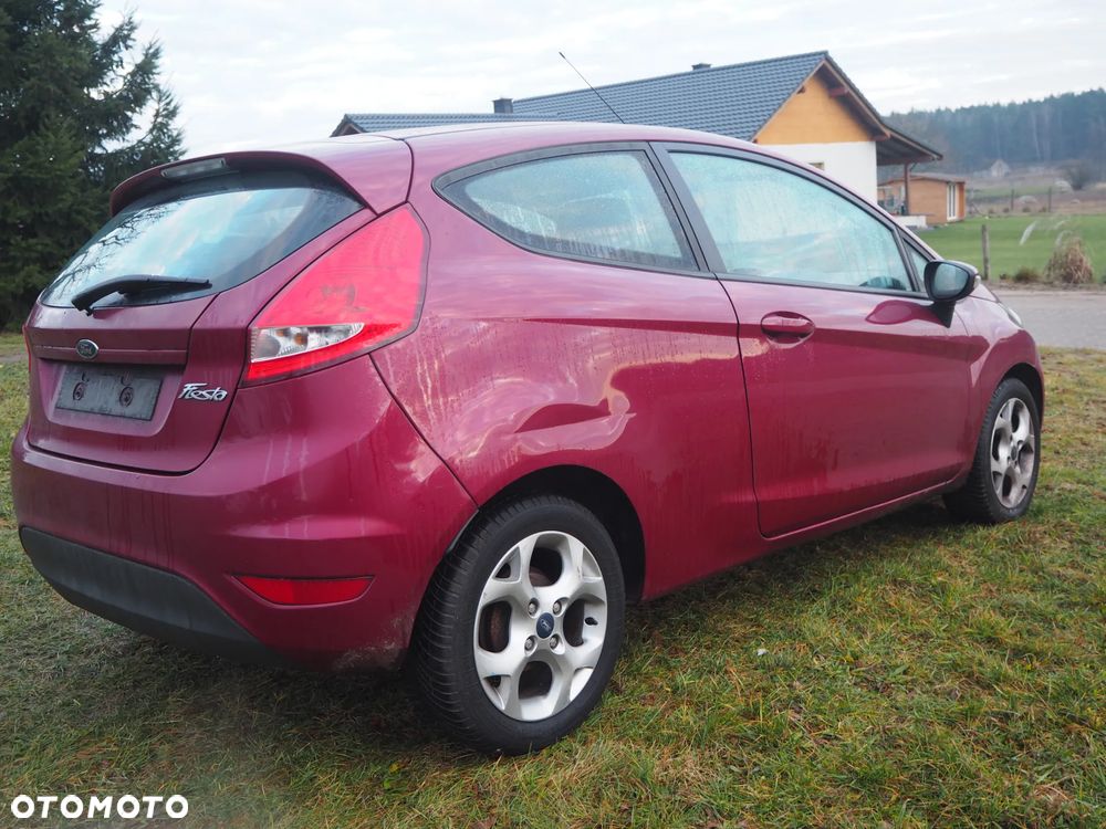 Ford Fiesta 1.25 SYNC Edition - 12