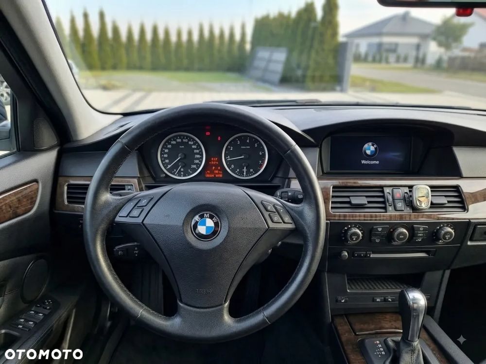 BMW Seria 5 - 11