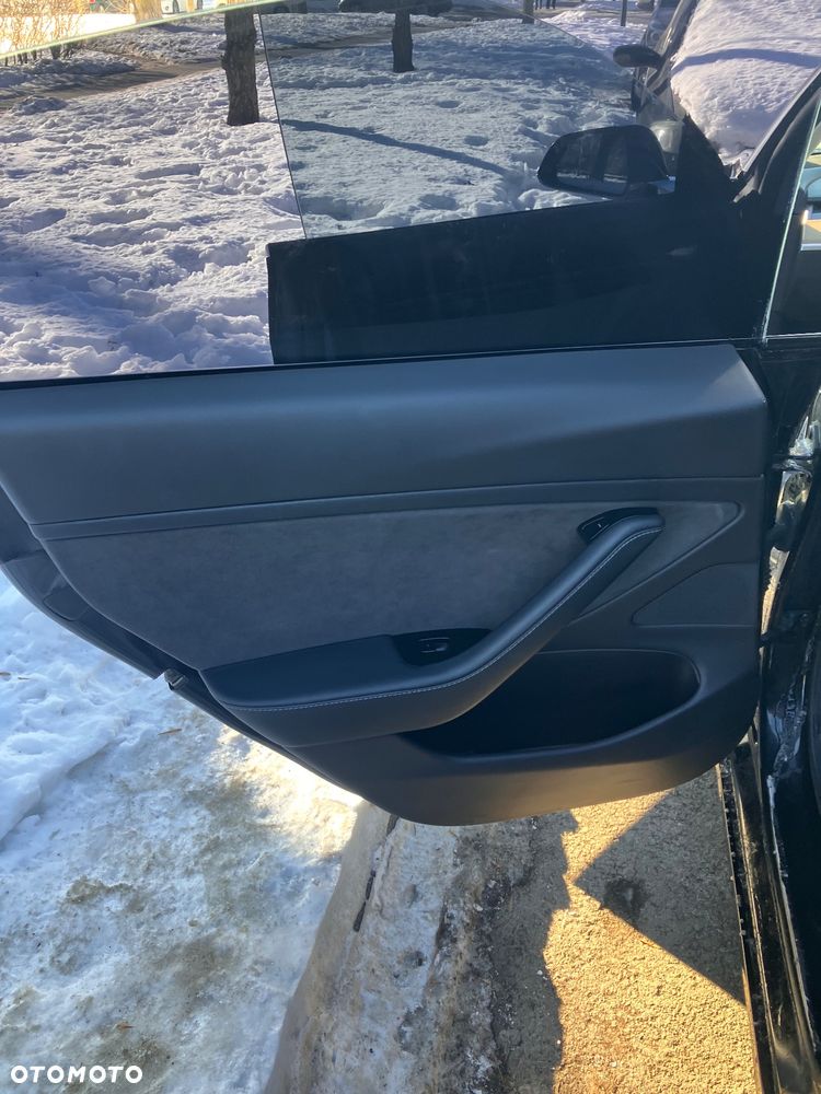 Tesla Model 3 Standard Reichweite Plus Hinterradantrieb - 9