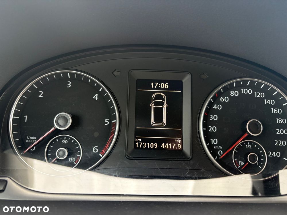 Volkswagen Touran 1.6 TDI DPF DSG Life - 6