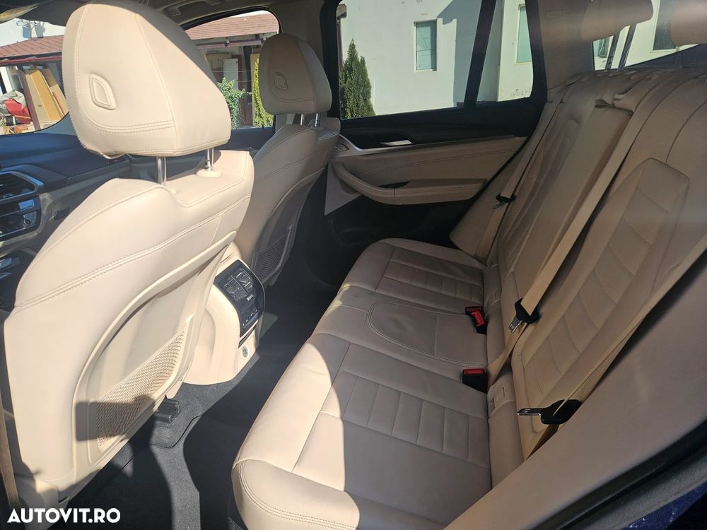 BMW X3 xDrive20d AT Luxury Line - 13