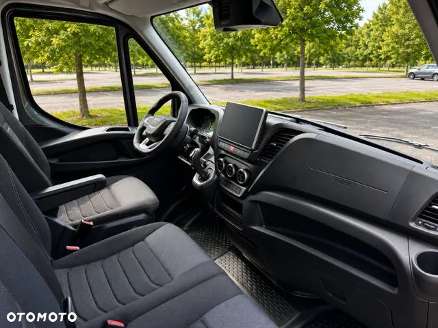 Iveco Daily 35C21 3.0 | 210 KM | automat| L2H2 | Bliźniak | - 3