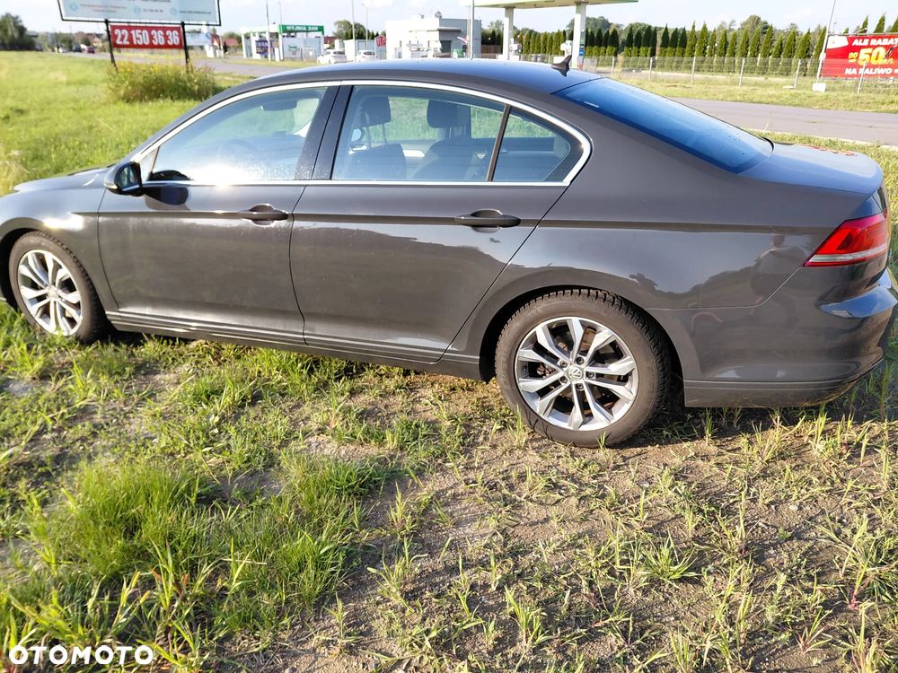 Volkswagen Passat 1.8 TSI BMT Comfortline - 15