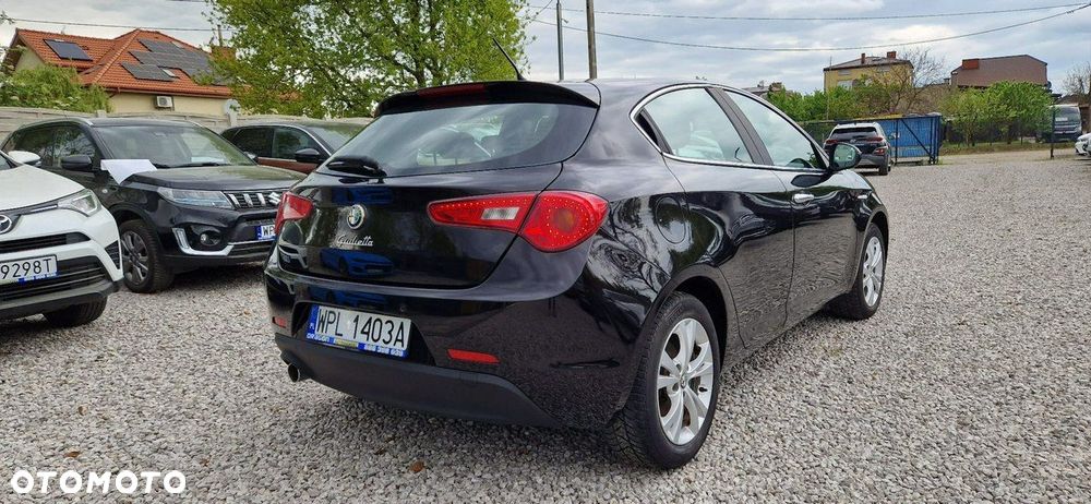 Alfa Romeo Giulietta - 12