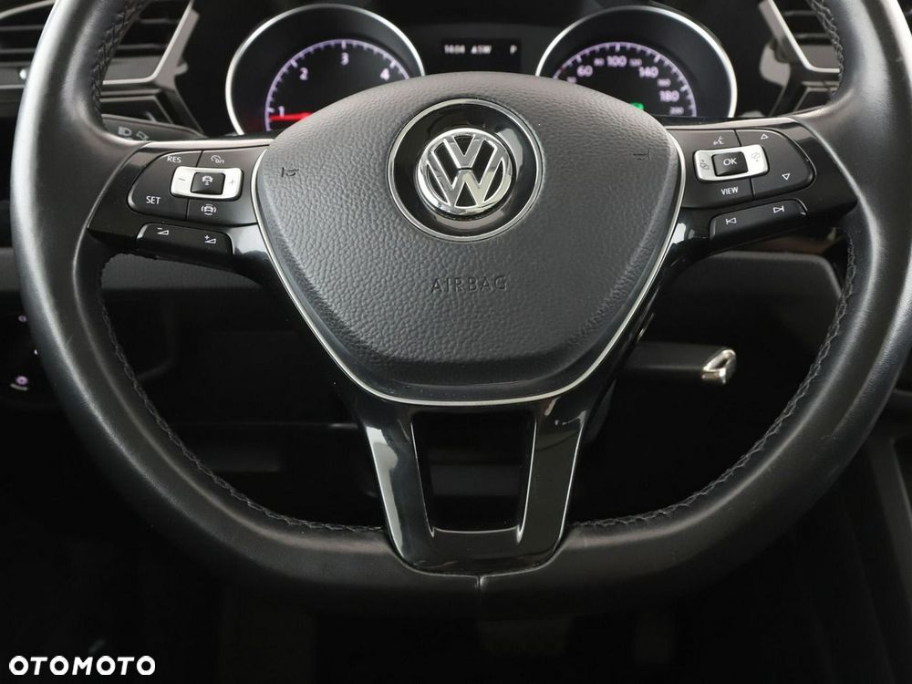 Volkswagen Touran 2.0 TDI SCR (BlueMotion Technology) DSG Comfortline - 21