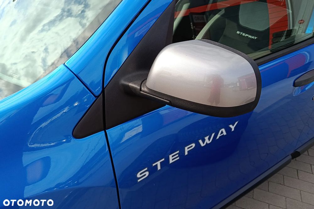 Dacia Lodgy SCe 100 Stepway - 18