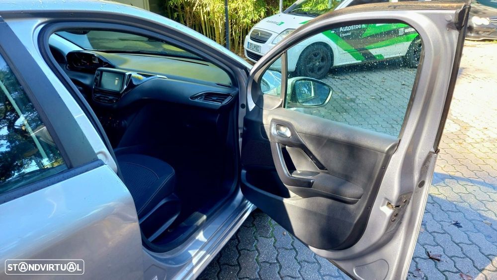 Peugeot 208 1.5 BlueHDi Active - 8