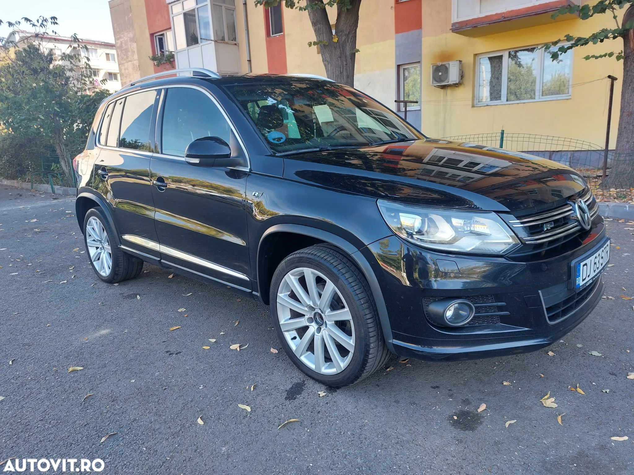 Volkswagen Tiguan 2.0 TDI DPF BlueMotion Technology Sport & Style - 2