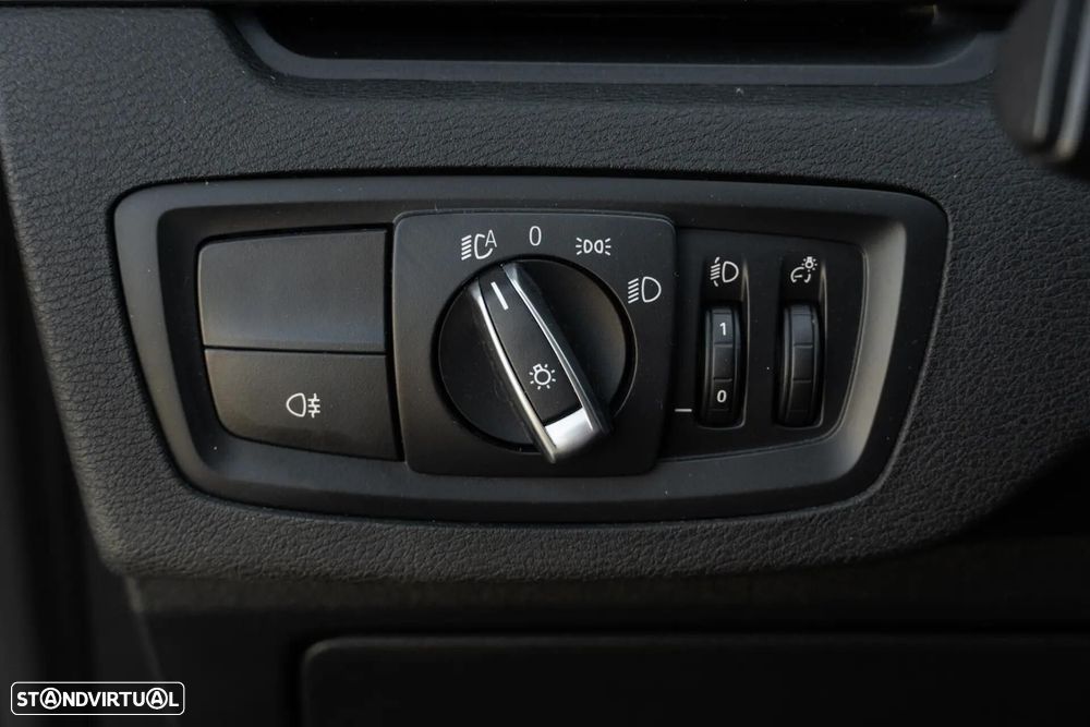 BMW X1 18 d sDrive Line Sport Auto - 37