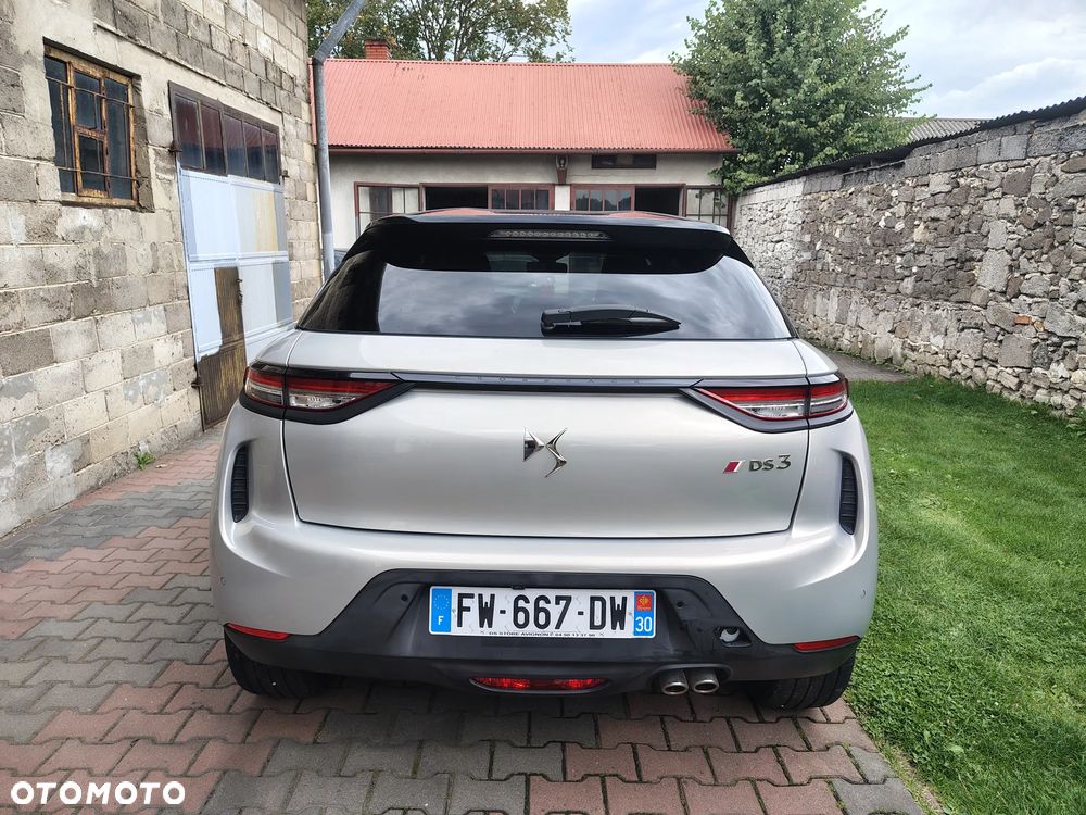 DS Automobiles DS 3 Crossback 1.2 PureTech Performance Line + - 7