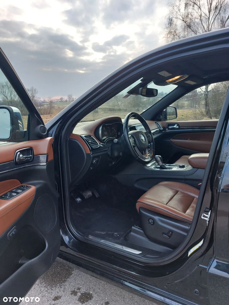 Jeep Grand Cherokee 5.7 V8 Overland - 32