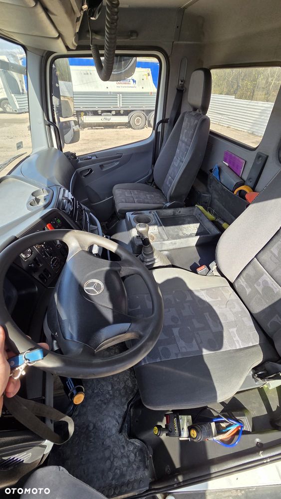 Mercedes-Benz AXOR - 11