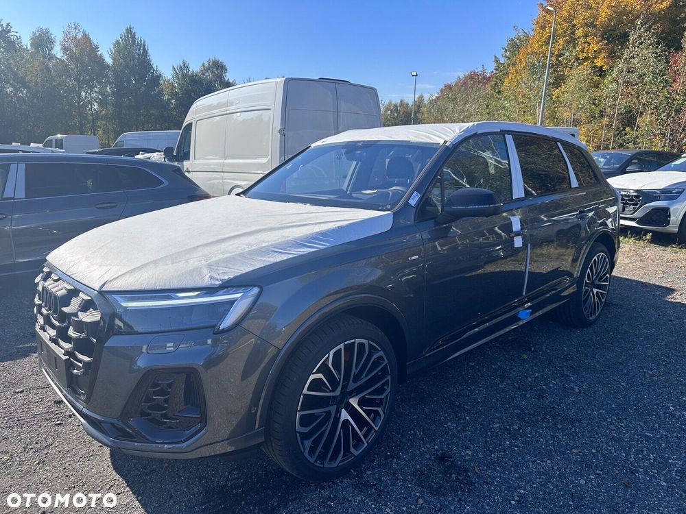 Audi Q7 - 1