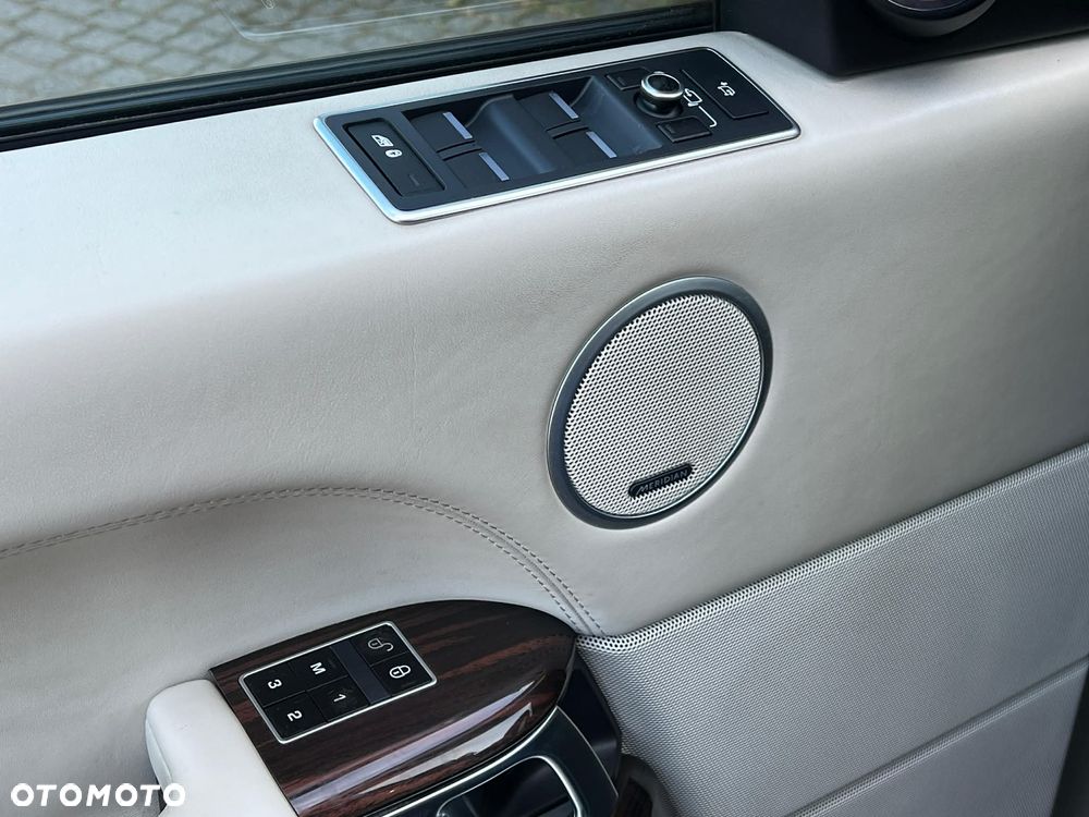 Land Rover Range Rover - 16