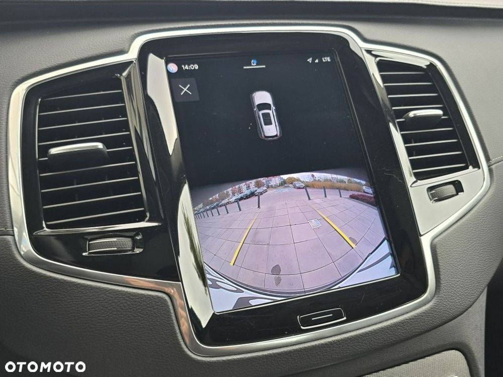 Volvo XC 90 T8 AWD Plug-In Hybrid Plus Bright 7os - 24