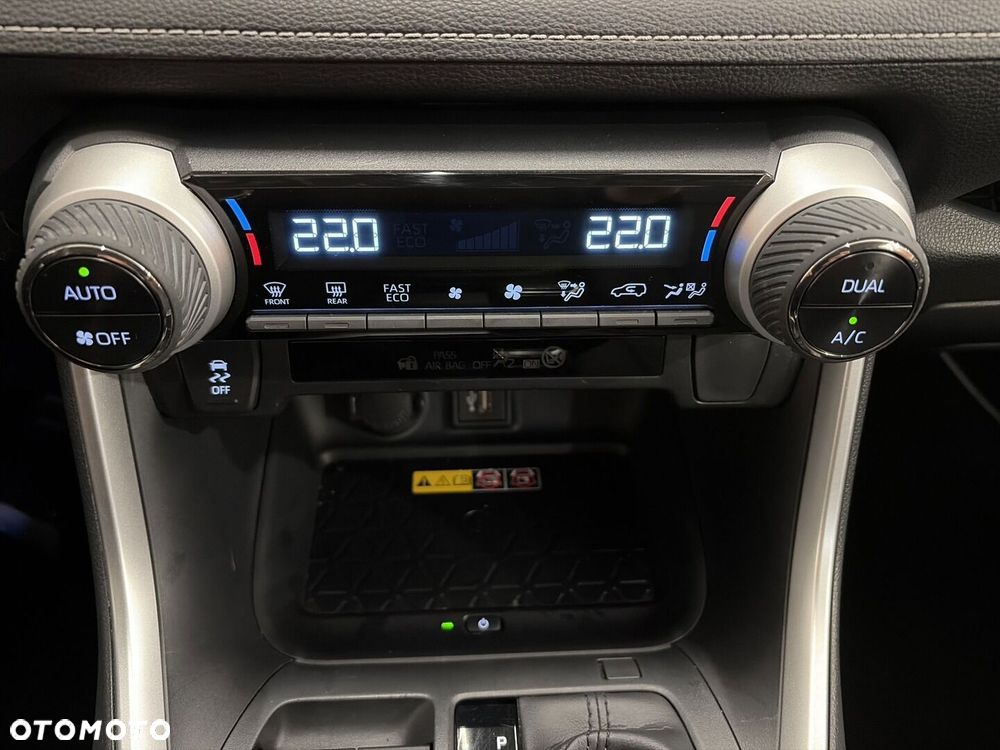 Toyota RAV4 - 18