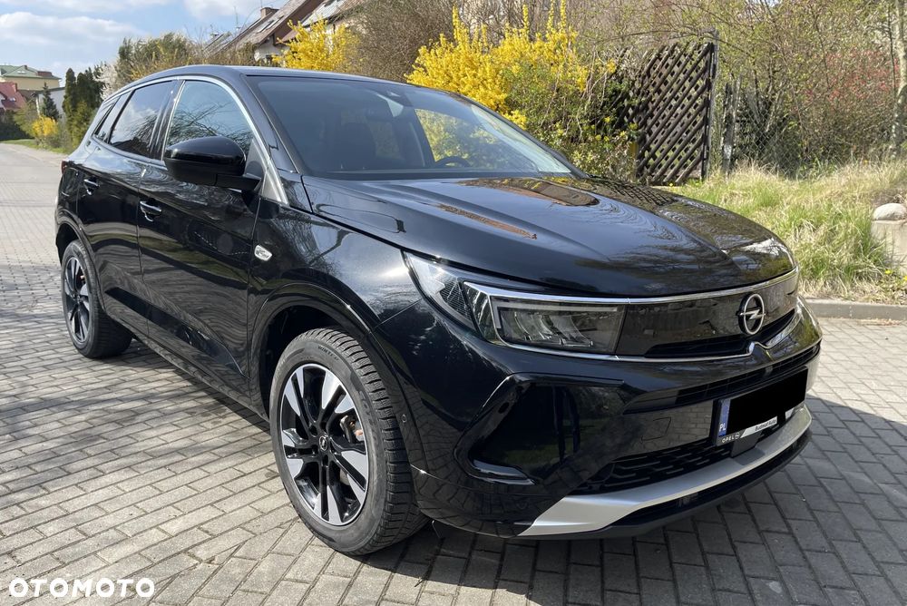 Opel Grandland 1.2 T Business Edition S&S - 31