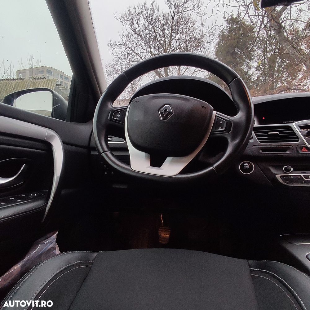 Renault Laguna 2.0dCi Initiale - 4