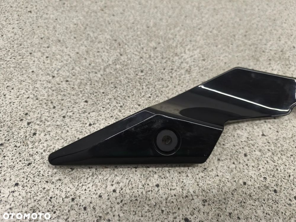 Pług, płoza, owiewka, osłona Suzuki GSR 750 GSR750 - 2