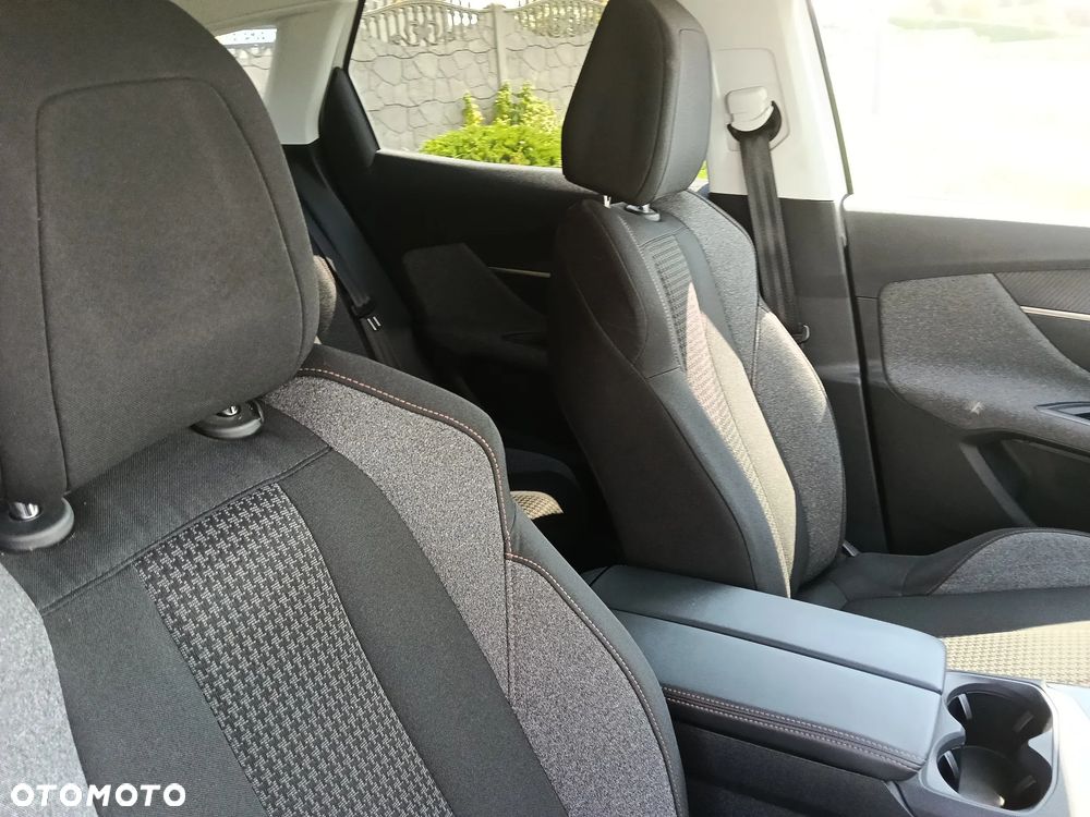 Peugeot 3008 BlueHDi 130 Stop & Start EAT8 Active - 14