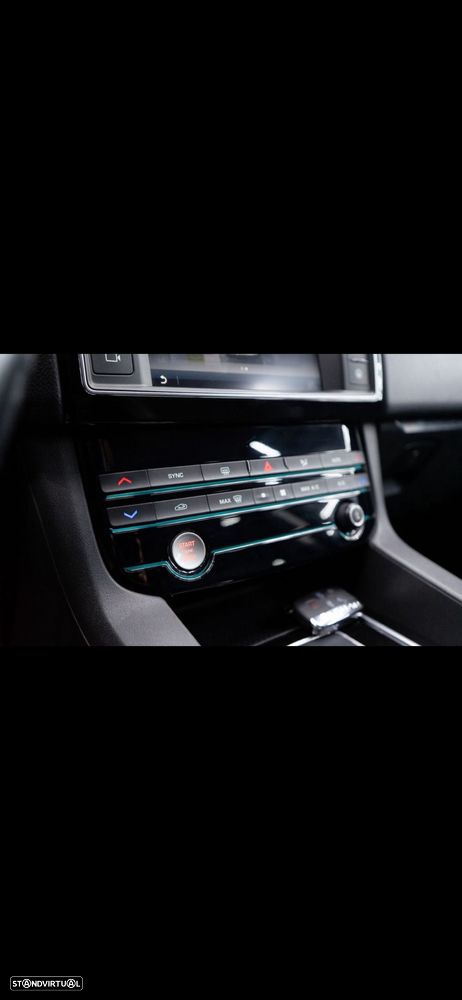 Jaguar F-Pace 25d AWD Aut. R-Sport - 10