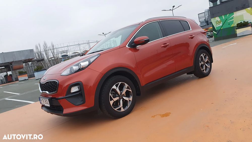 Kia Sportage 1.6 DSL MHEV 7DCT HP 4x2 Style - 10