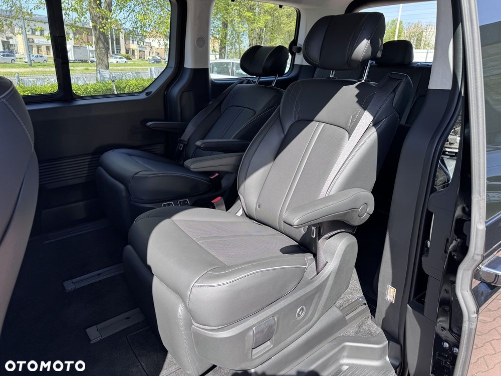 Hyundai Staria 1.6 T-GDI HEV Luxury - 14